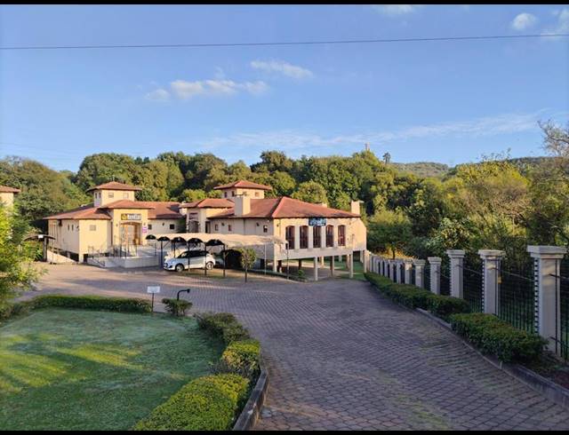 OFFICE FOR SALE IN LYNNWOOD RIDGE